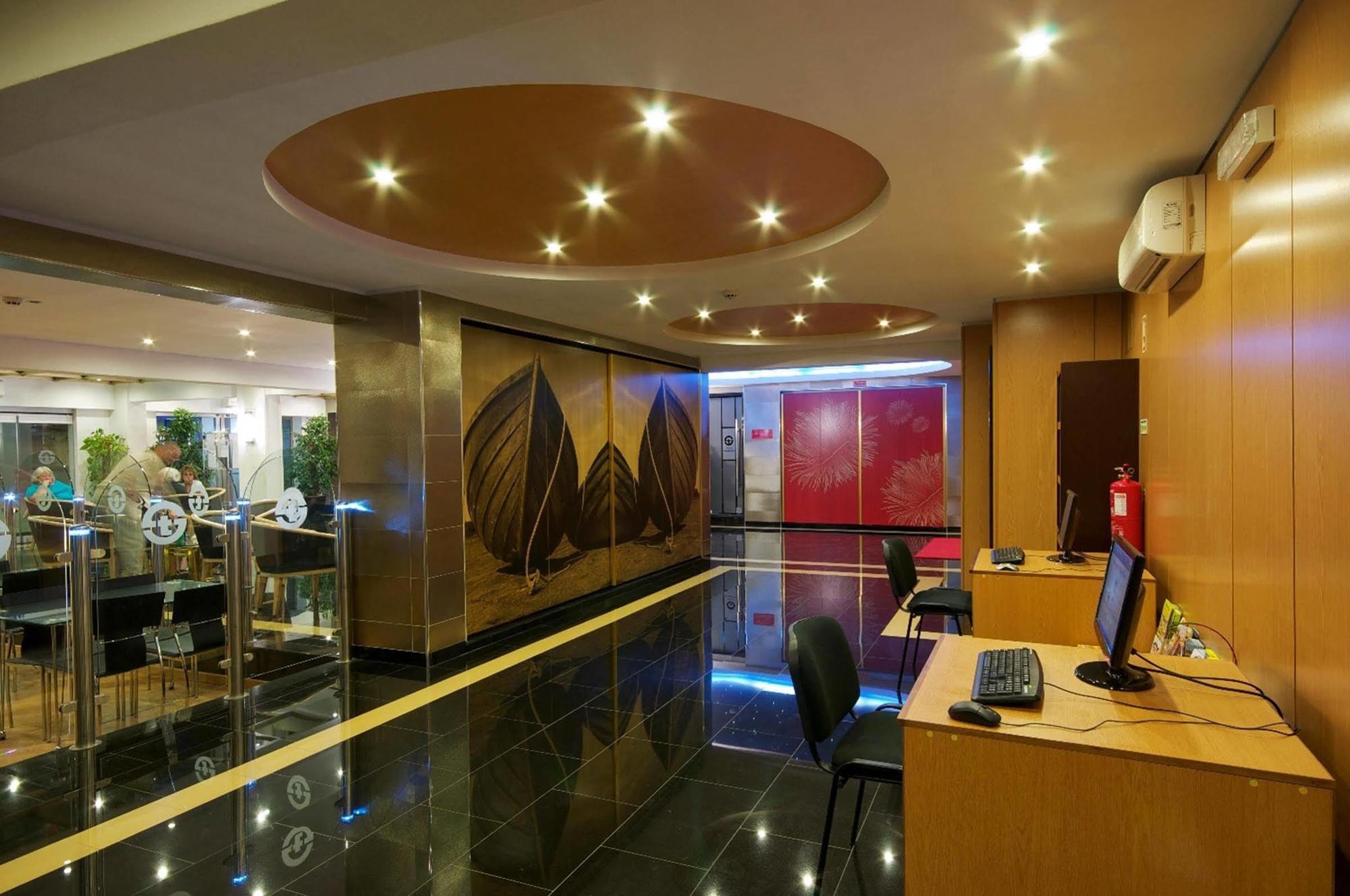 Tropical Sol Aparthotel Αλμπουφέιρα Εξωτερικό φωτογραφία